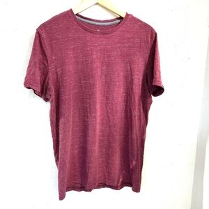 Denver Hayes | Men's Red T-Shirt